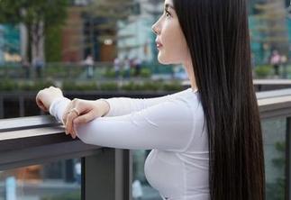 蜜桃社 – 初月浴室分享：图库里有些小玩意儿你肯定没见过。