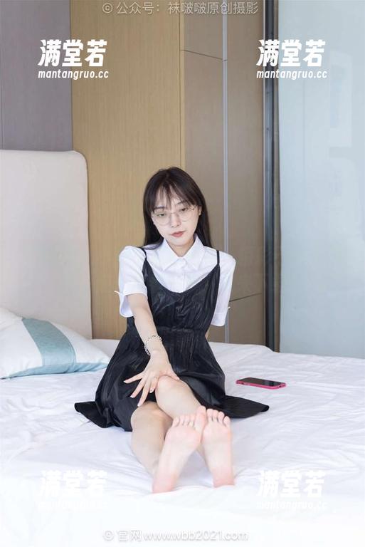 袜啵啵 - 小安平底鞋图集：精彩不止于脚下，走一步看一步，过来下载！