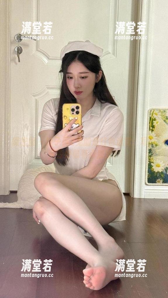 微密圈 - 轩子巨2兔的酒红色迷雾：写真资源好像有点魔法？