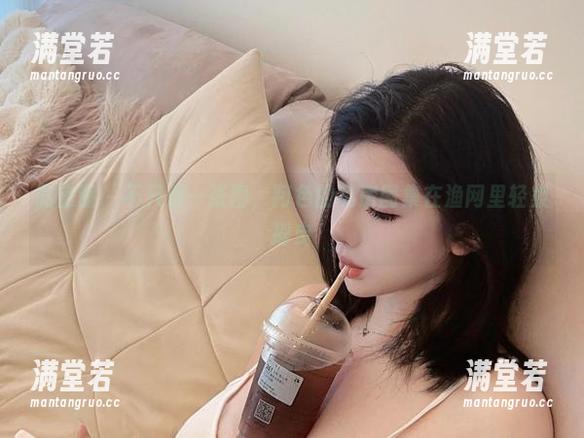 微密圈 - 不只是一张图，阿色的私房图集在渔网里轻柔摇曳