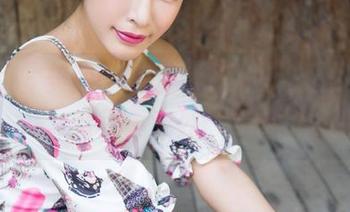 魅妍社 – 美图中的赵欢颜Jessica，婚纱穿得真意外，哈哈