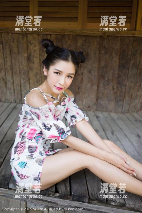 魅妍社-赵欢颜Jessica 魅妍社 - 美图中的赵欢颜Jessica,婚纱穿得真意外,哈哈