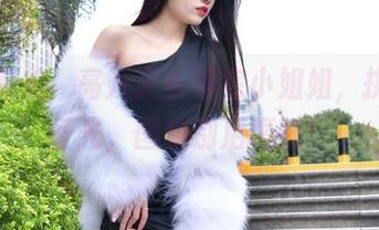 魔镜街拍：高开叉长裙完小姐姐，挑战无圣光，图包别后悔哦！